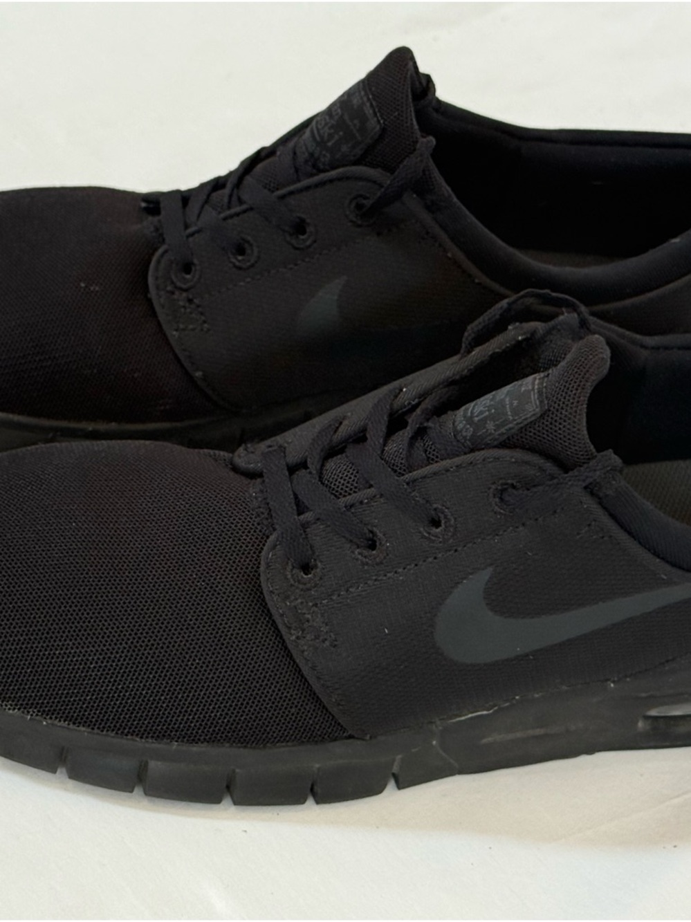 Nike Men’s Stefan Janoski Canvas Sneakers - Black Size 11 - Picture 2 of 8